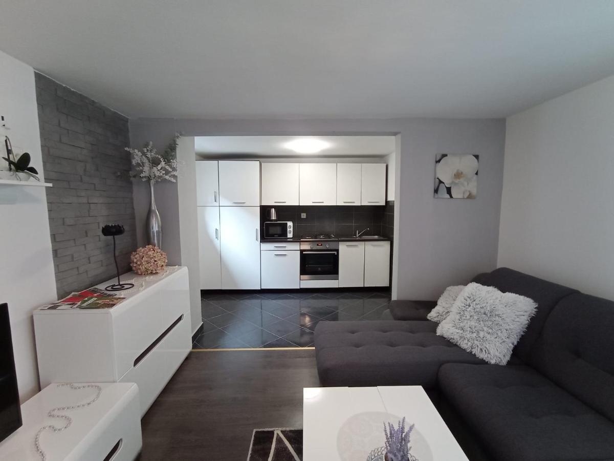 Ferienwohnung Petra Ðakovo Exterior foto